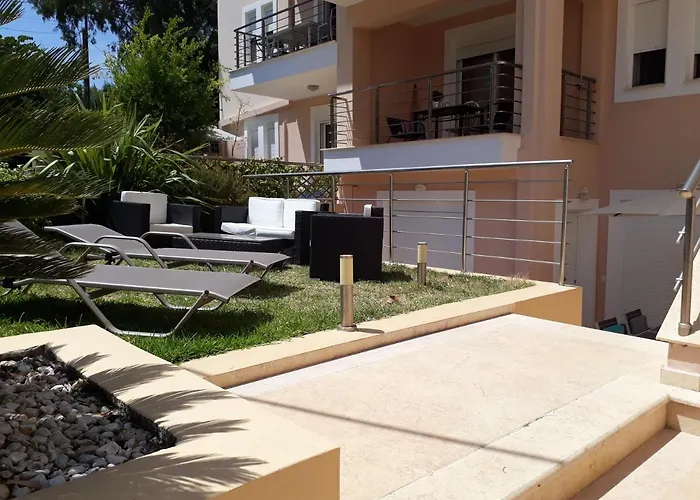아파트 Lilly, With Communal Pool, 10 Meters From Sea