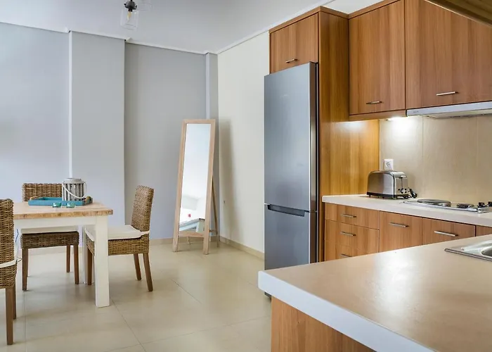 Lilly, With Communal Pool, 10 Meters From Sea *