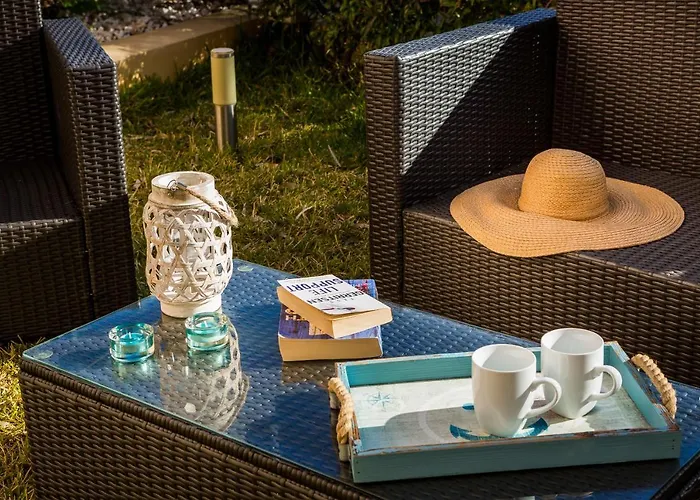 Apartmán Lilly, With Communal Pool, 10 Meters From Sea