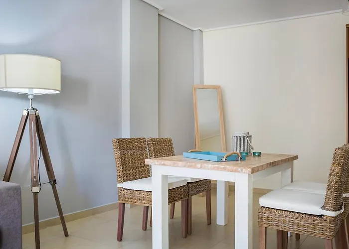 Apartmán Lilly, With Communal Pool, 10 Meters From Sea